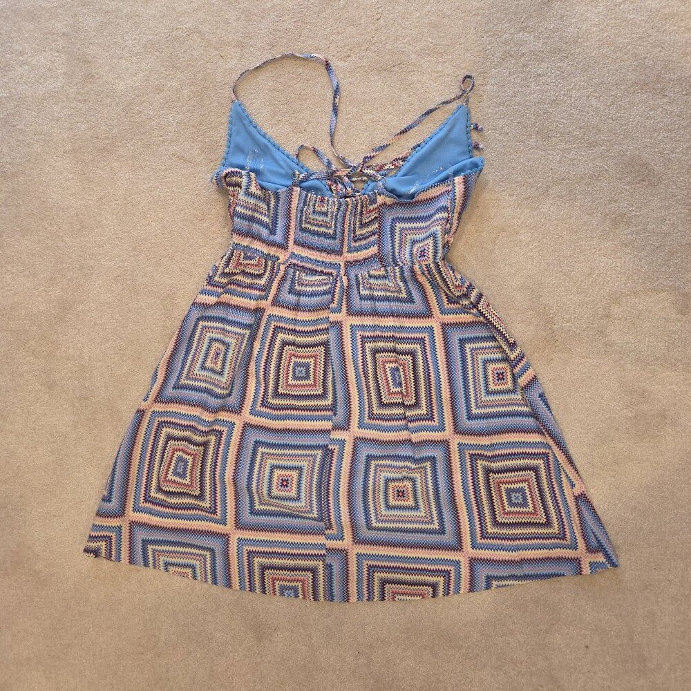 Dress - Picture 2 of 5
